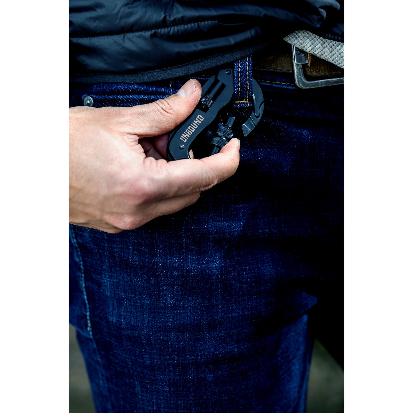 Unbound 6-In-1 Carabiner Multitool
